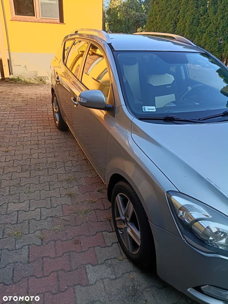 Kia Ceed - 2