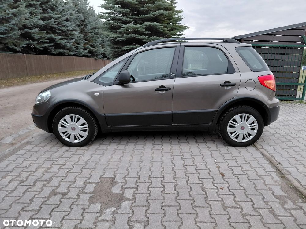 Fiat Sedici 2.0 Multijet DPF 4x2 Emotion - 4