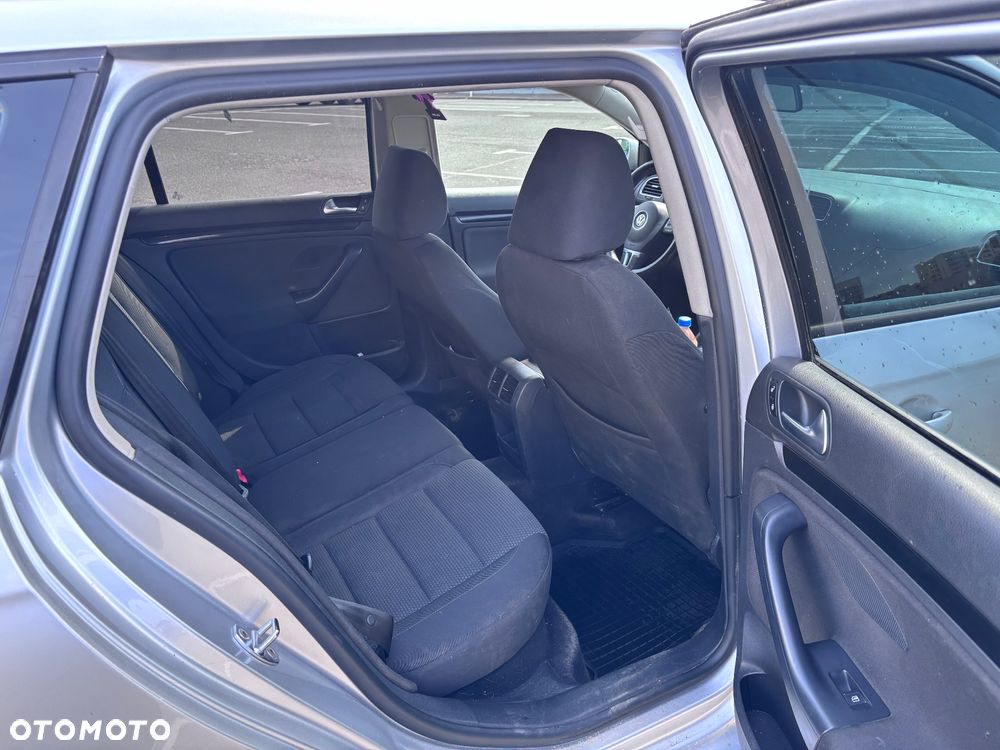 Volkswagen Jetta - 14