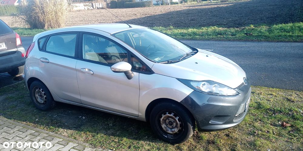 Ford Fiesta - 3