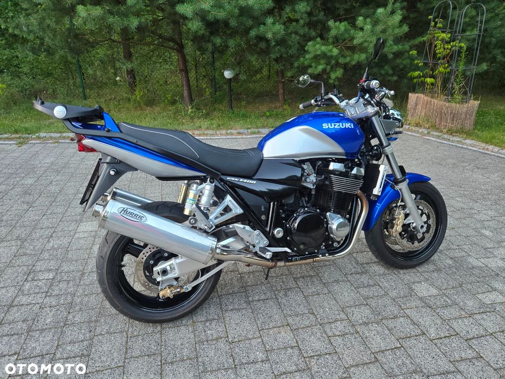Suzuki GSX - 7