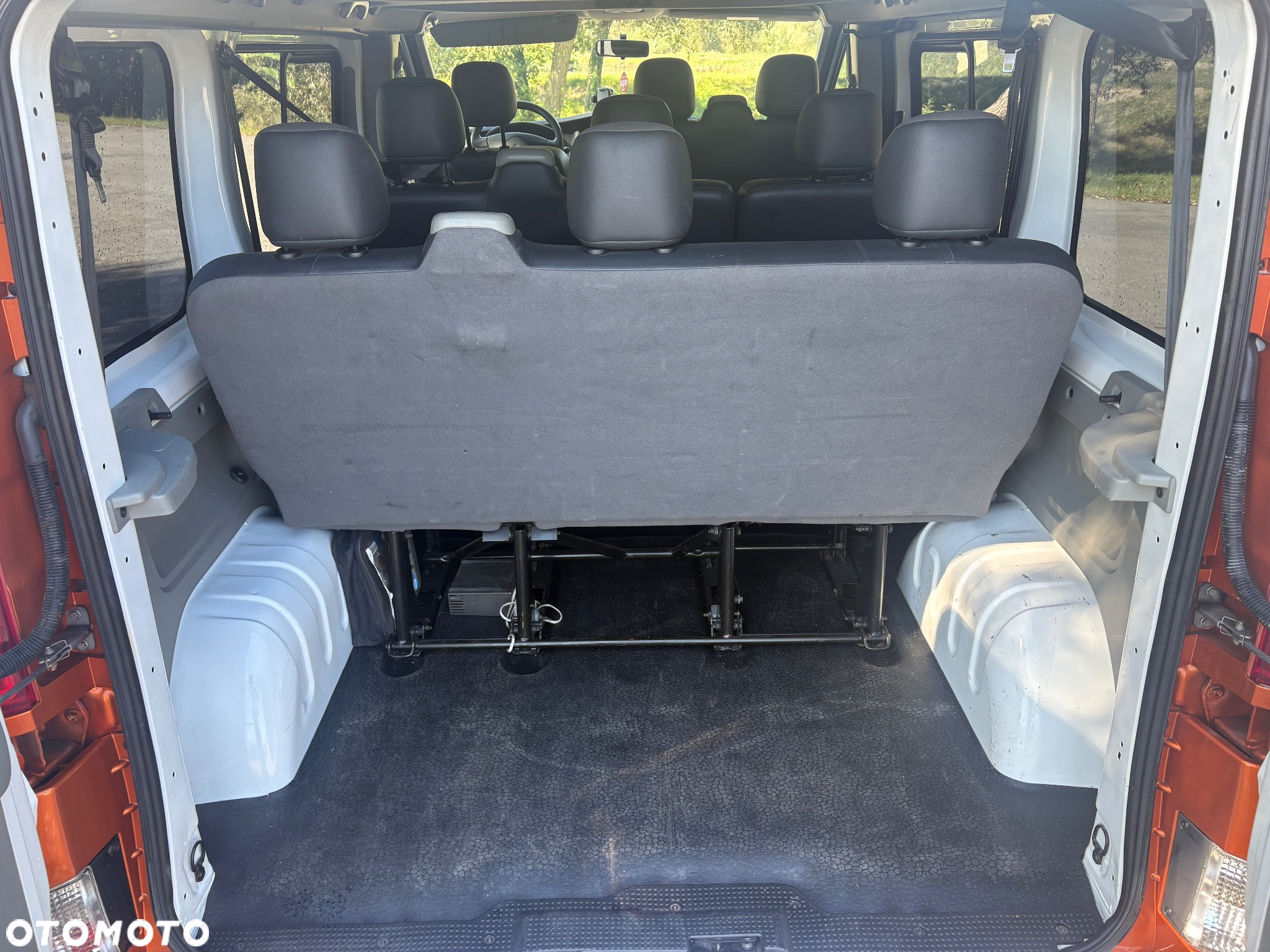 Renault Trafic 2.0 dCi 115 Combi L1H1 - 19