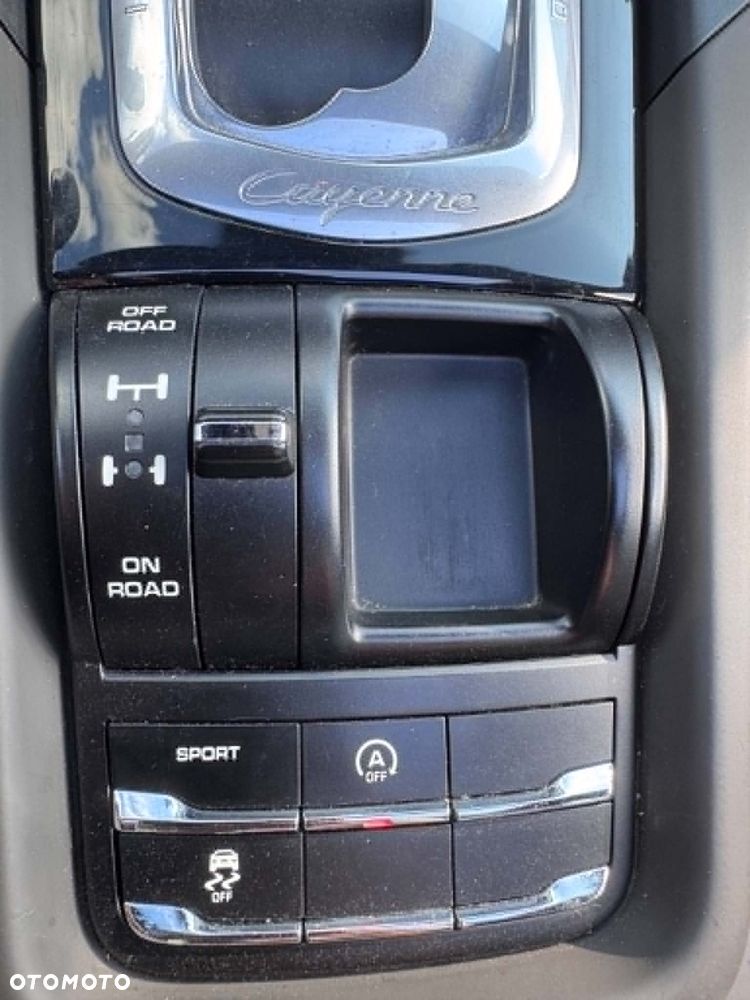 Porsche Cayenne Tiptronic S - 30