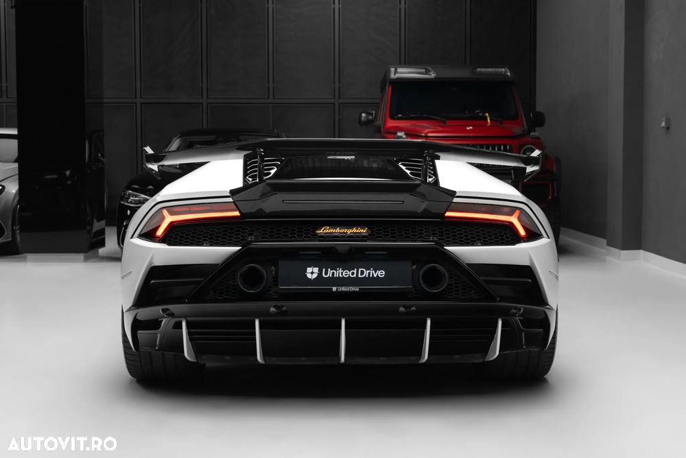 Lamborghini Huracan EVO - 31