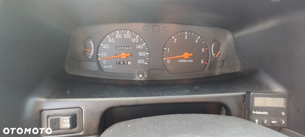 Mitsubishi L200 - 7
