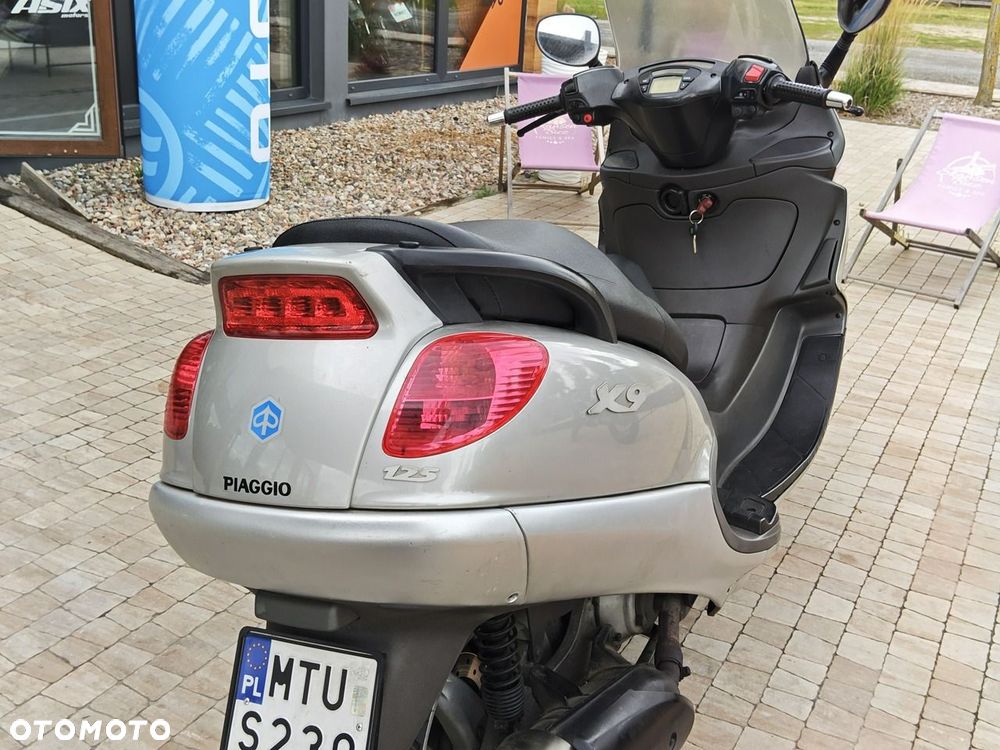 Piaggio X9 - 9