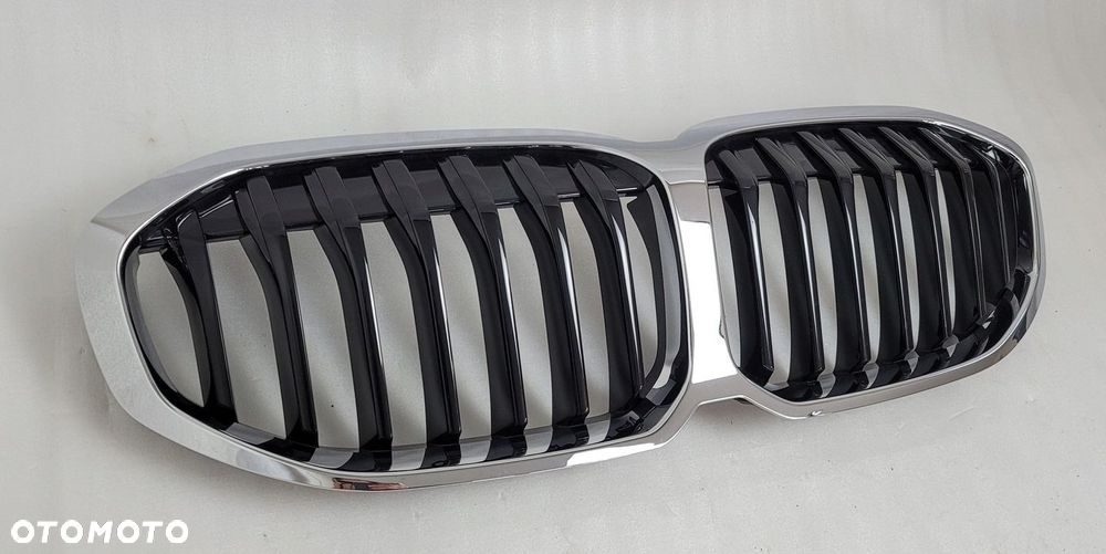 GRILL ATRAPA NERKI CHROM BMW 1 F40 2019- - 3