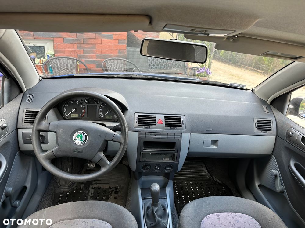 Skoda Fabia - 3
