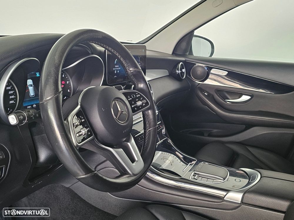 Mercedes-Benz GLC 300 - 11