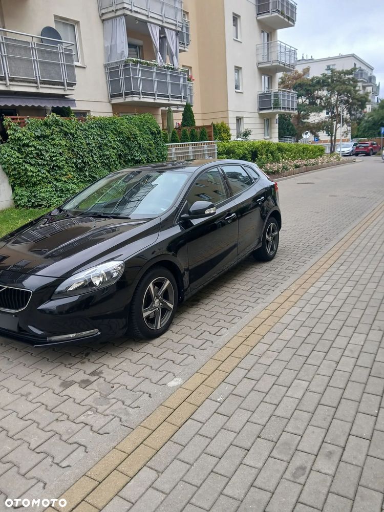 Volvo V40 D2 - 13