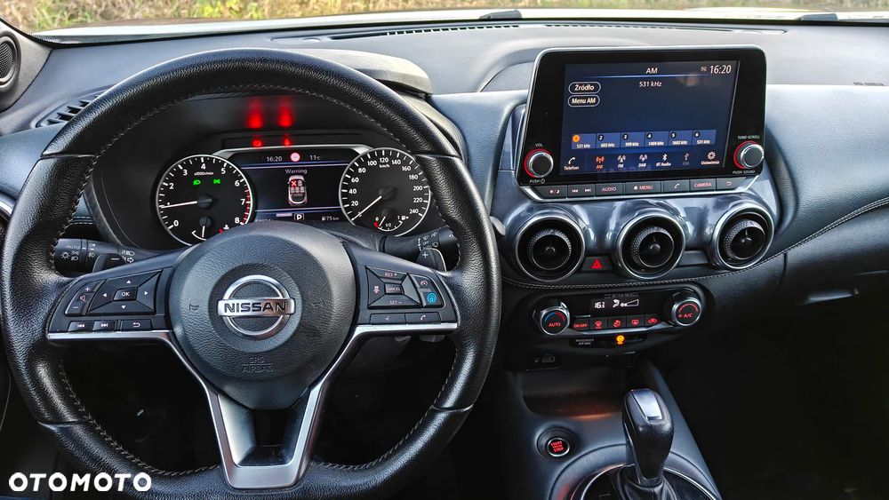 Nissan Juke 1.0 DIG-T N-Connecta DCT - 11