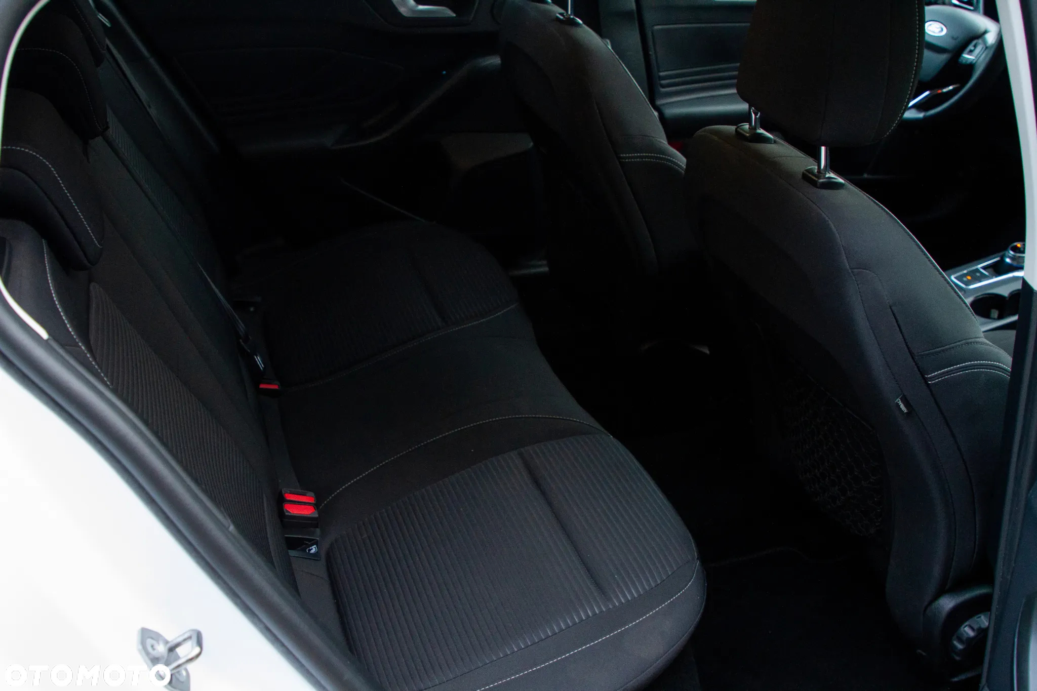 Ford Focus Turnier 1.5 EcoBlue Start-Stopp-System TITANIUM X - 31