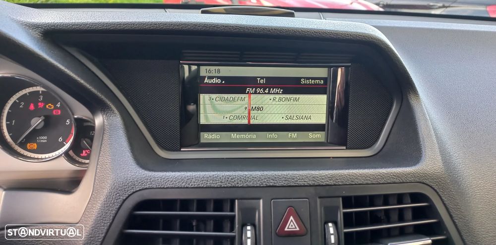 Mercedes-Benz E 220 CDi Avantgarde BlueEfficiency - 10