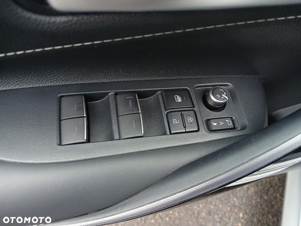 Toyota Corolla 1.8 Hybrid Comfort - 20