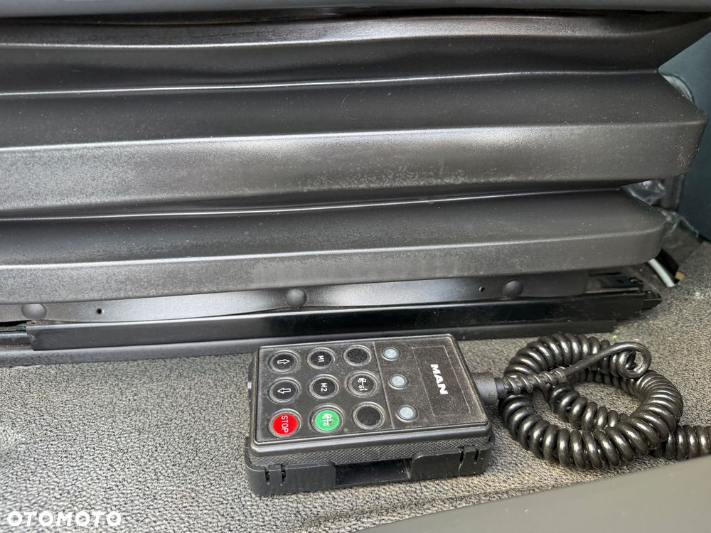 MAN TGS 18.440 niski przebieg - 13