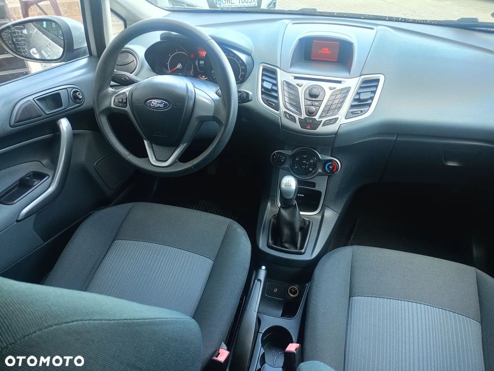 Ford Fiesta 1.25 Ambiente - 9
