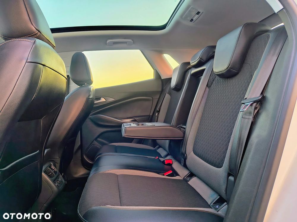 Opel Grandland X 1.2 Start/Stop Automatik Business INNOVATION - 19