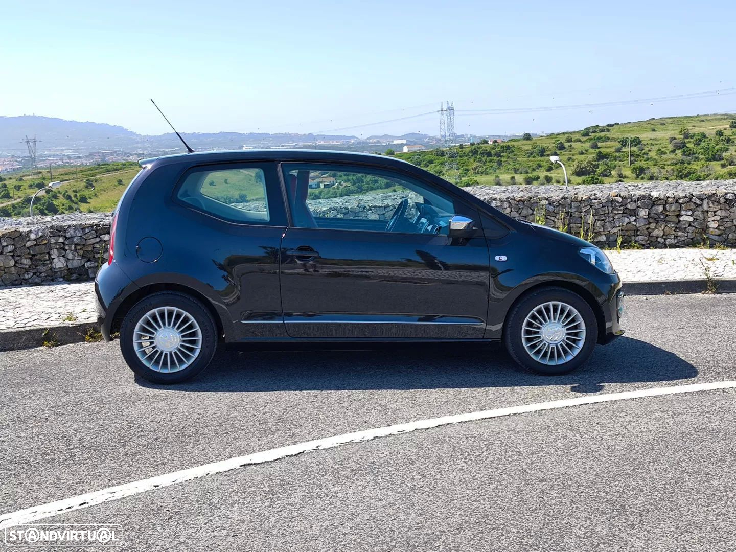 VW Up! 1.0 BlueMotion High - 2
