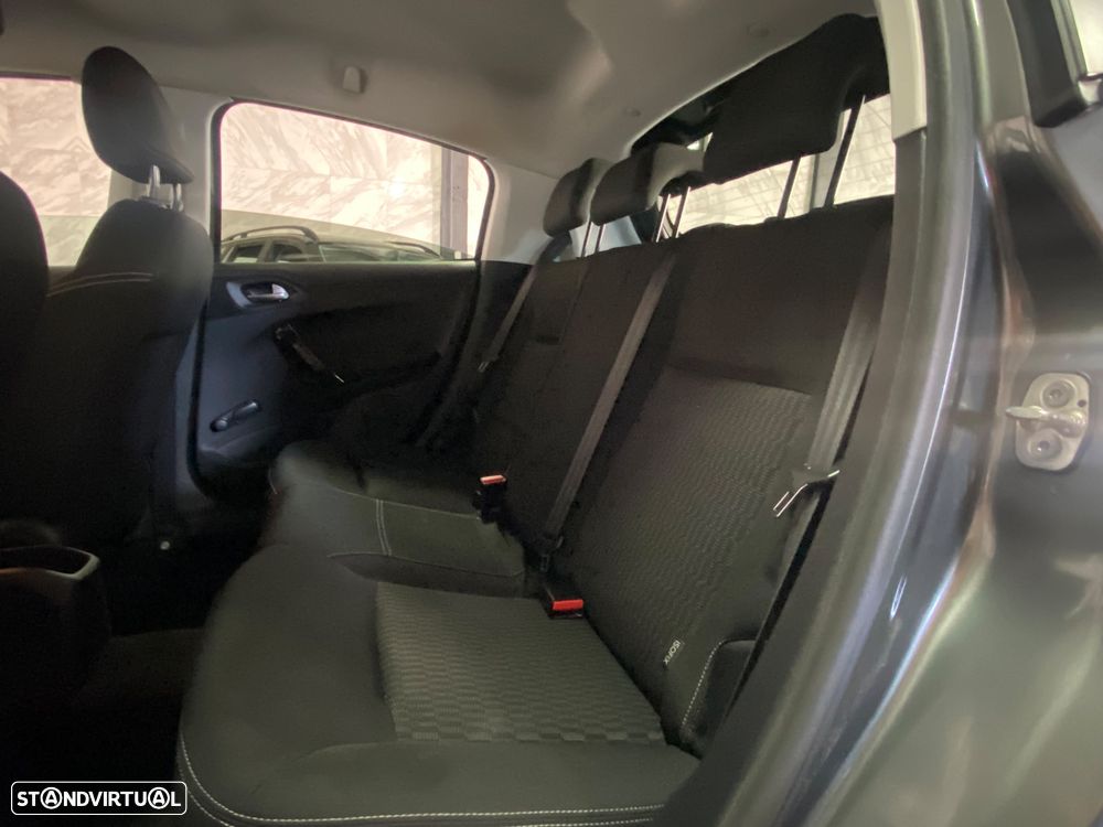 Peugeot 208 1.2 PureTech Style - 9