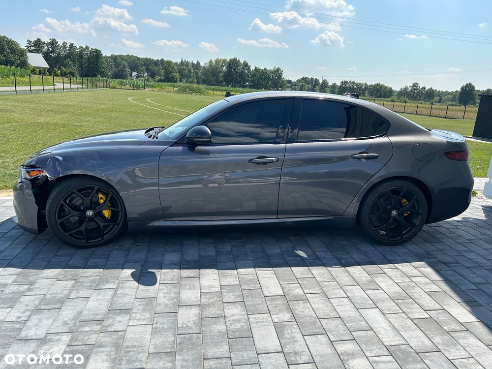 Alfa Romeo Giulia 2.0 Turbo TI Q4 - 7