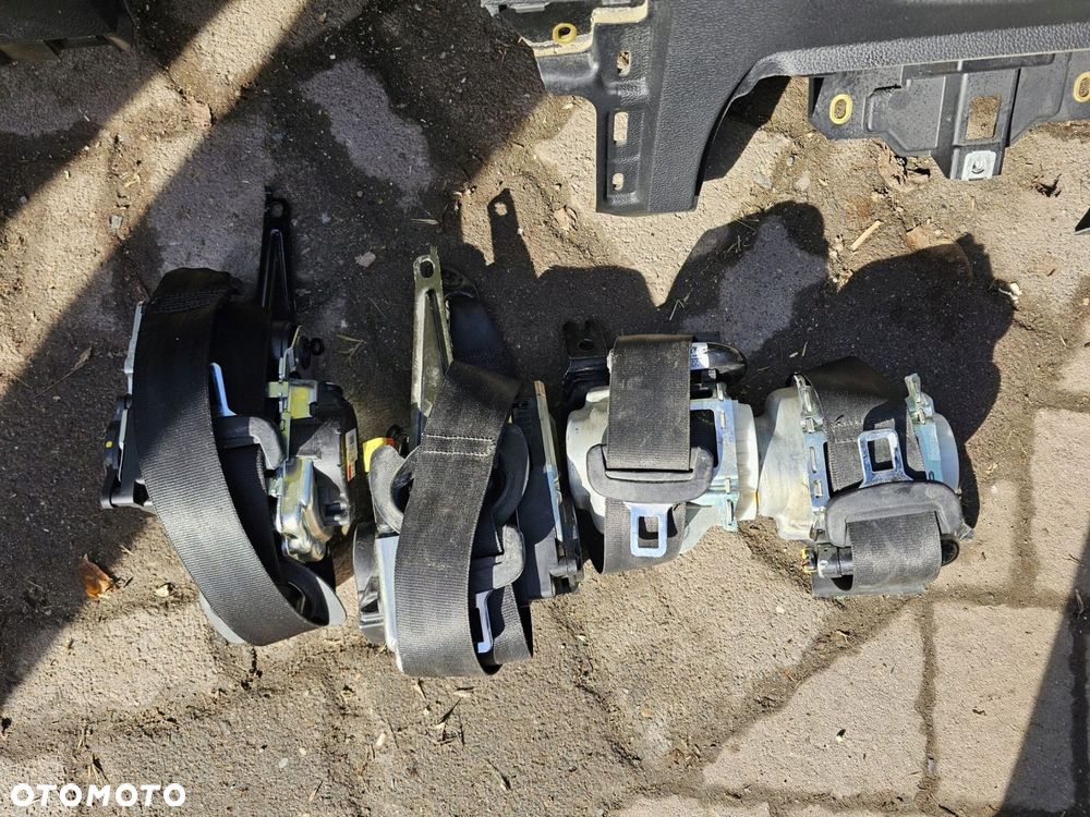 konsola airbag pasy audi q3 83a demontaż - 3