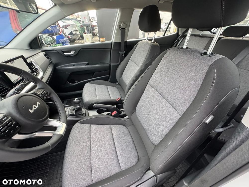 Kia Stonic 1.2 M - 10