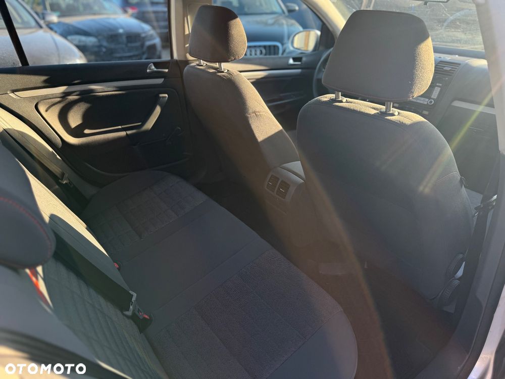 Volkswagen Golf 1.9 TDI Goal - 22