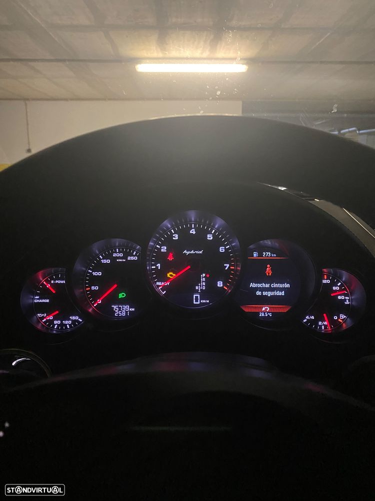 Porsche Cayenne S - 11