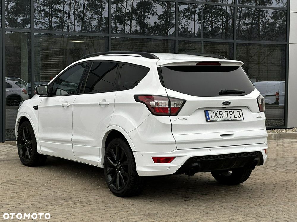 Ford Kuga 1.5 EcoBoost 2x4 ST-Line - 9