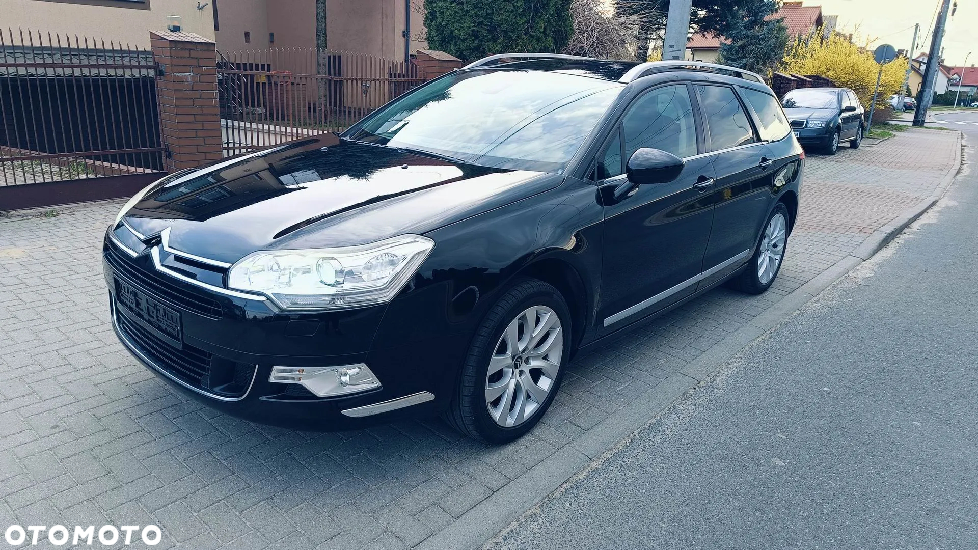 Citroën C5 Tourer HDi 170 Biturbo FAP Exclusive - 4