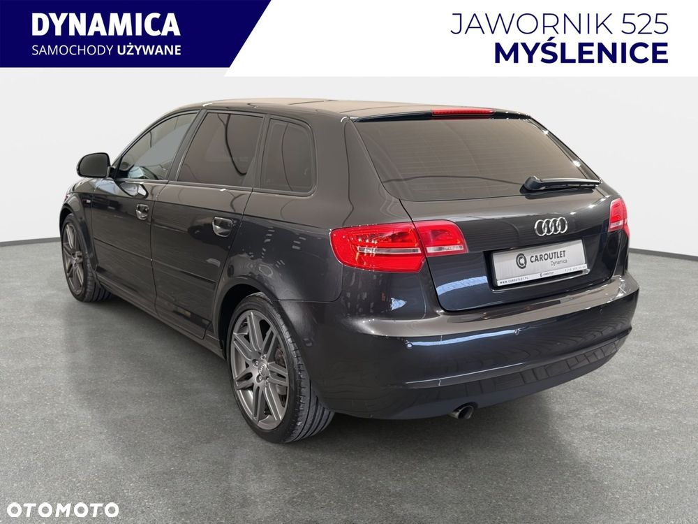 Audi A3 Sportback - 7