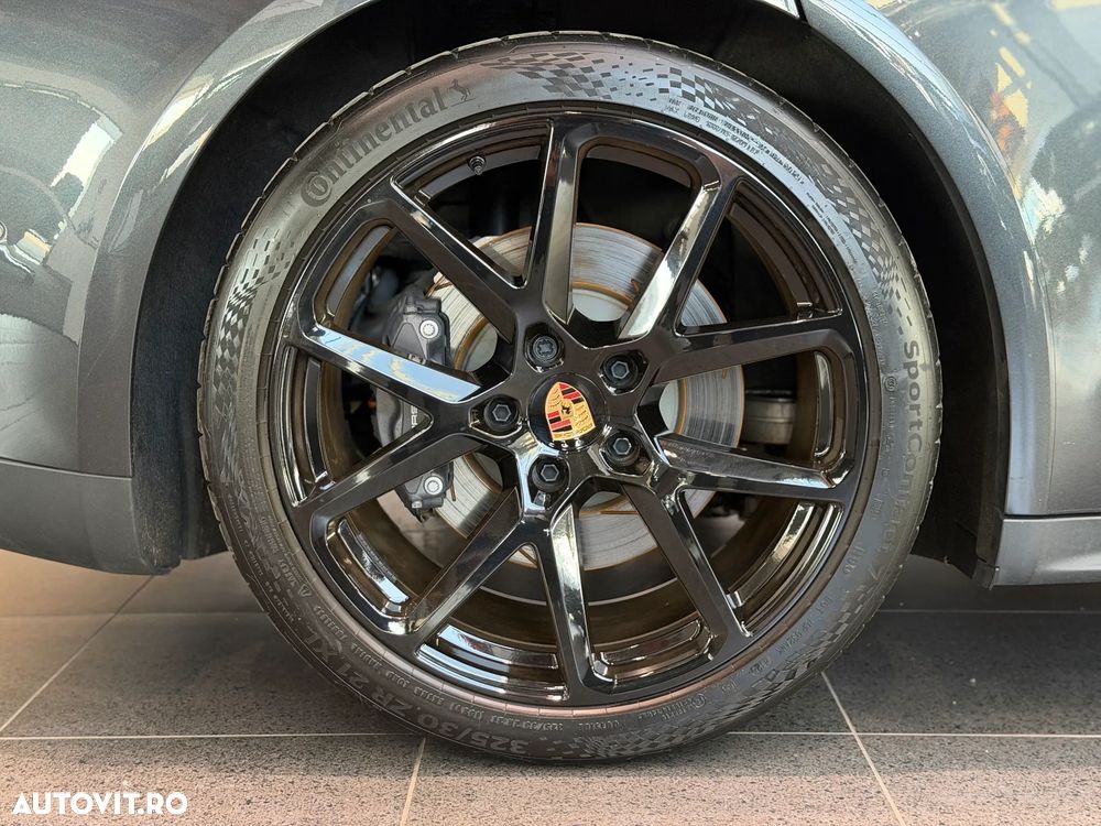 Porsche Panamera 4 E-Hybrid - 15