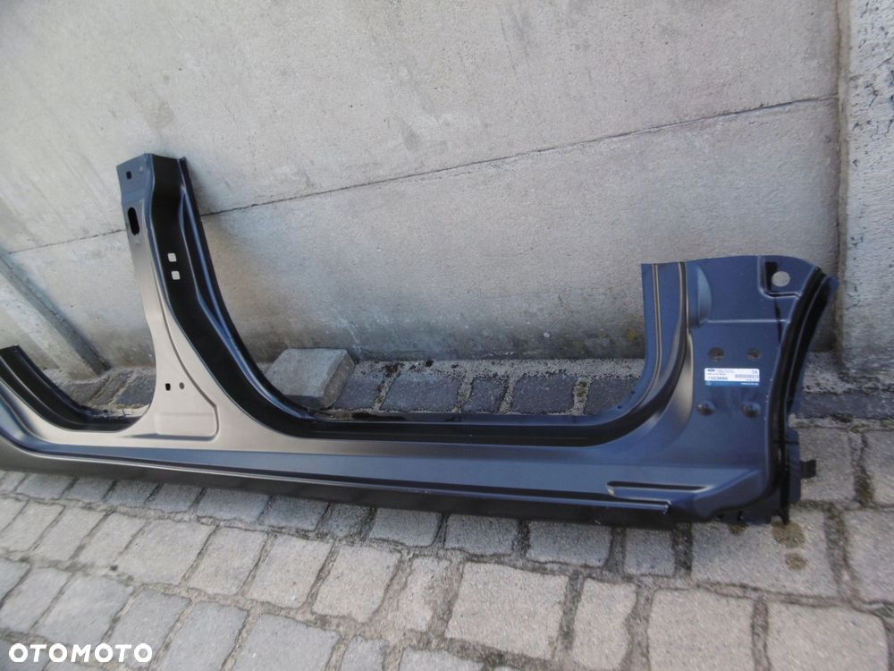 ford fiesta mk7 - próg prawy nowy - 3