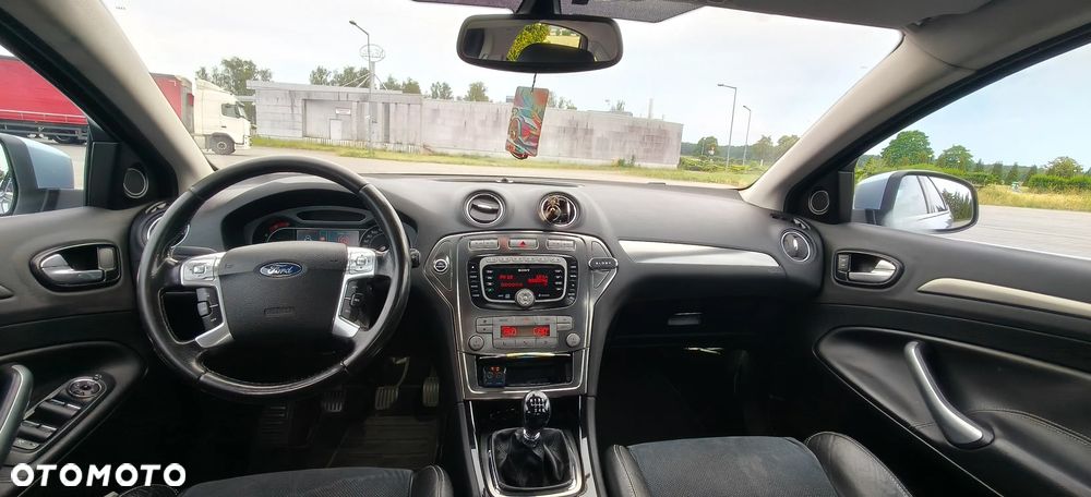 Ford Mondeo 2.0 TDCi Titanium X - 13