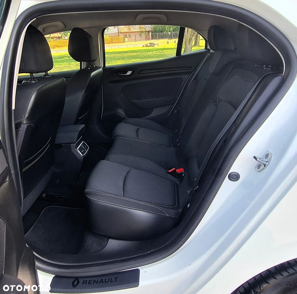 Renault Megane 1.5 dCi Zen - 24