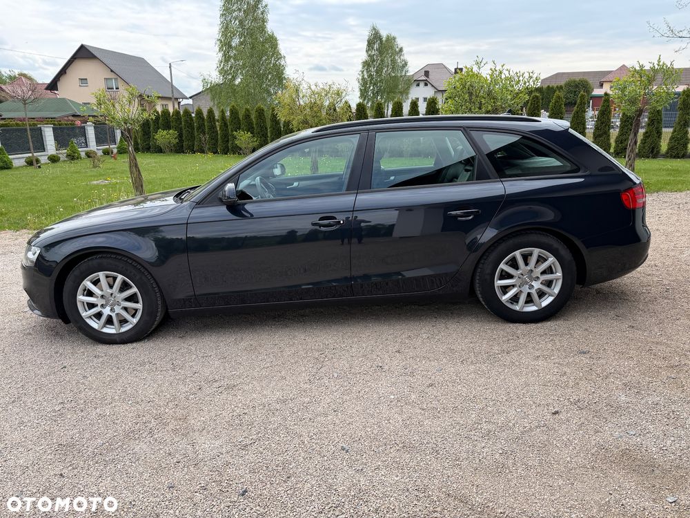 Audi A4 Avant 2.0 TDI DPF - 12