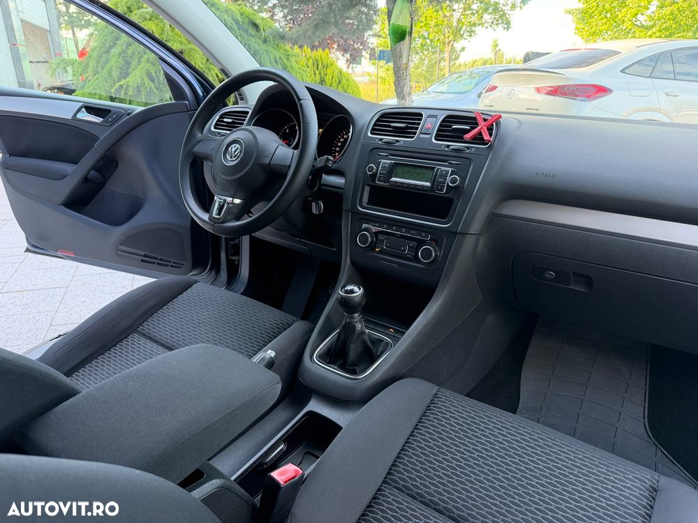 Volkswagen Golf 2.0 TDI Highline - 16