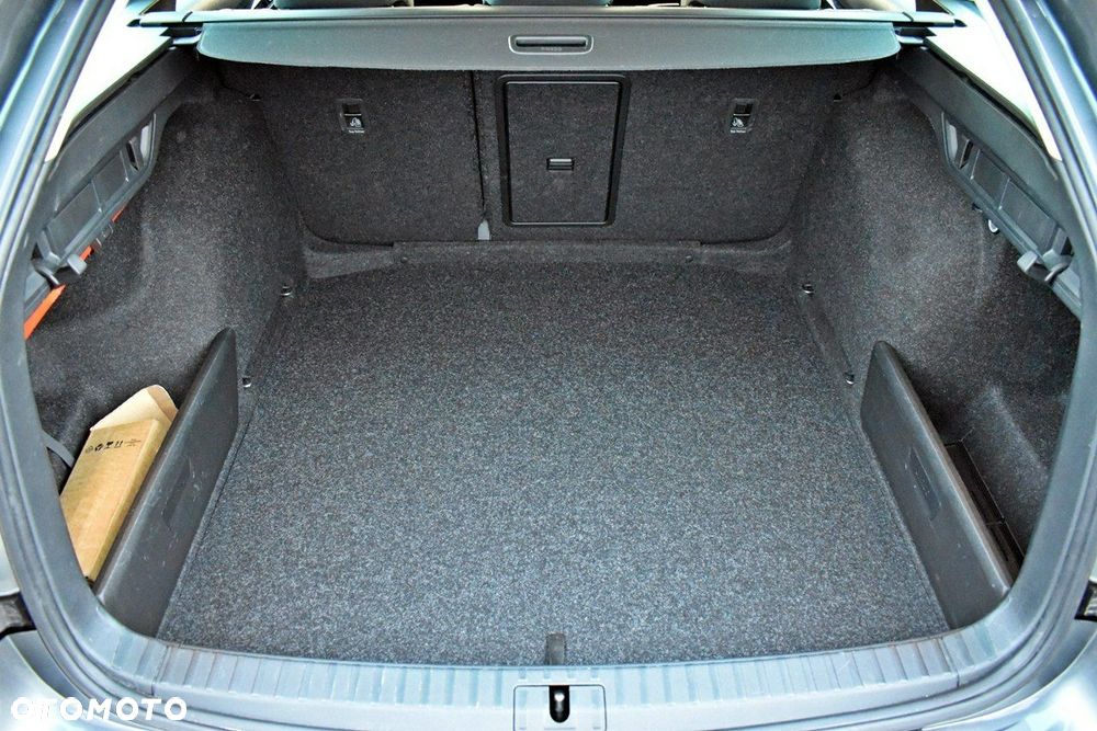 Skoda Octavia 2.0 TDI Ambition DSG - 25