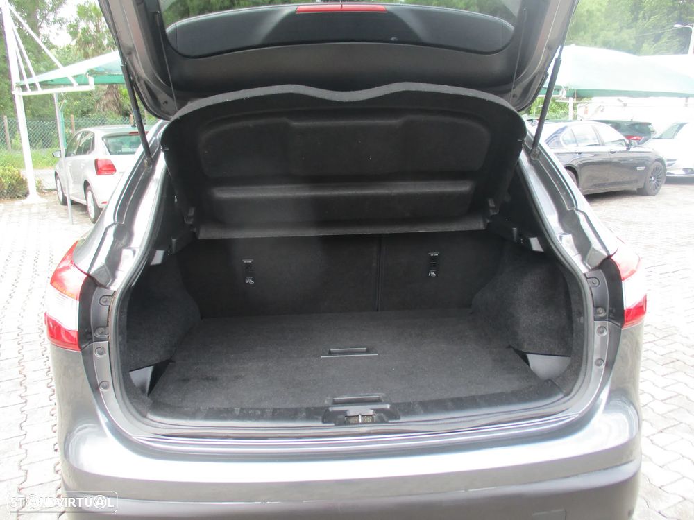 Nissan Qashqai 1.5 dCi N-Connecta 18 RS+PS - 17
