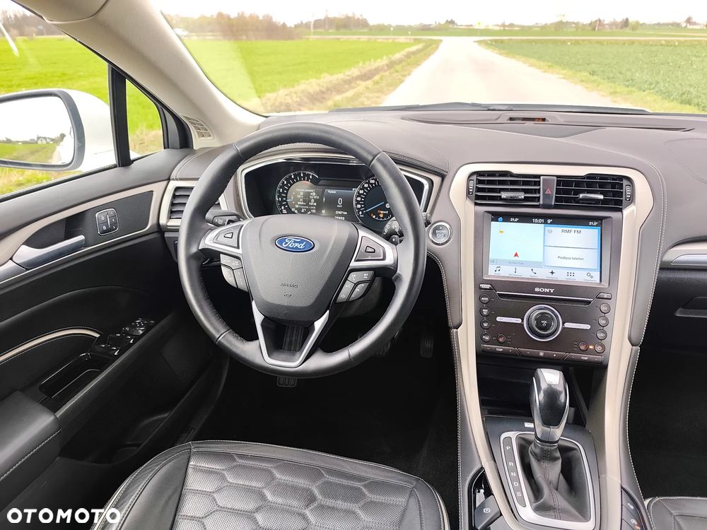 Ford Mondeo 2.0 TDCi STart-Stopp PowerShift-Aut Vignale - 16