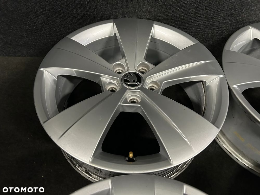 Alufelgi Skoda Superb III, Kodiaq, Karoq 17 cali 5x112 4szt. ładne! - 15