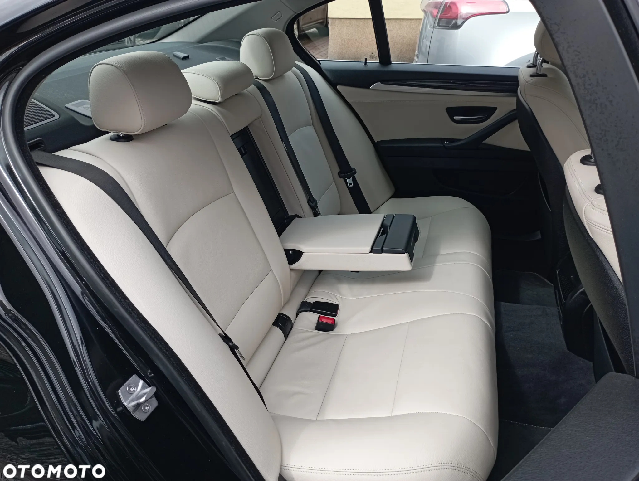 BMW Seria 5 520d - 10