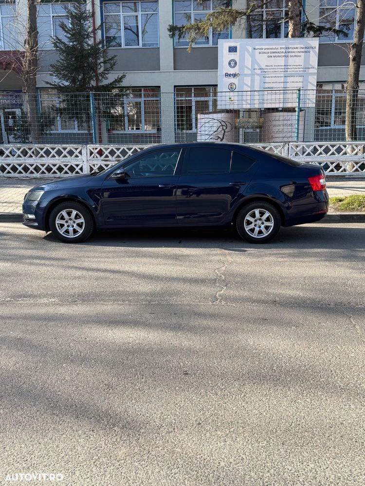 Skoda Octavia 1.6 TDI ELEGANCE - 11