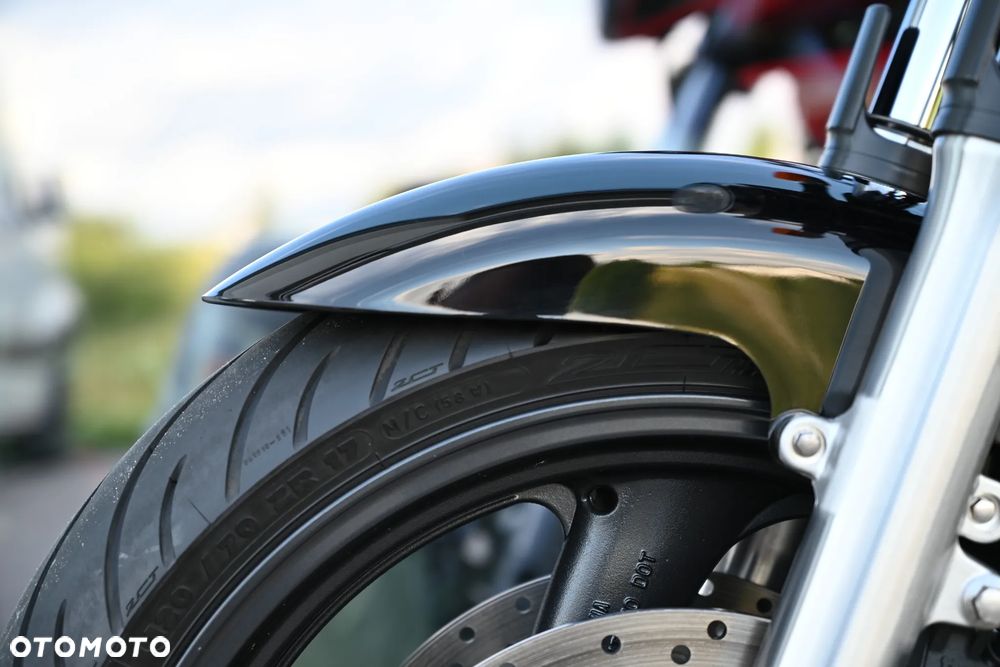 Yamaha XJR - 10