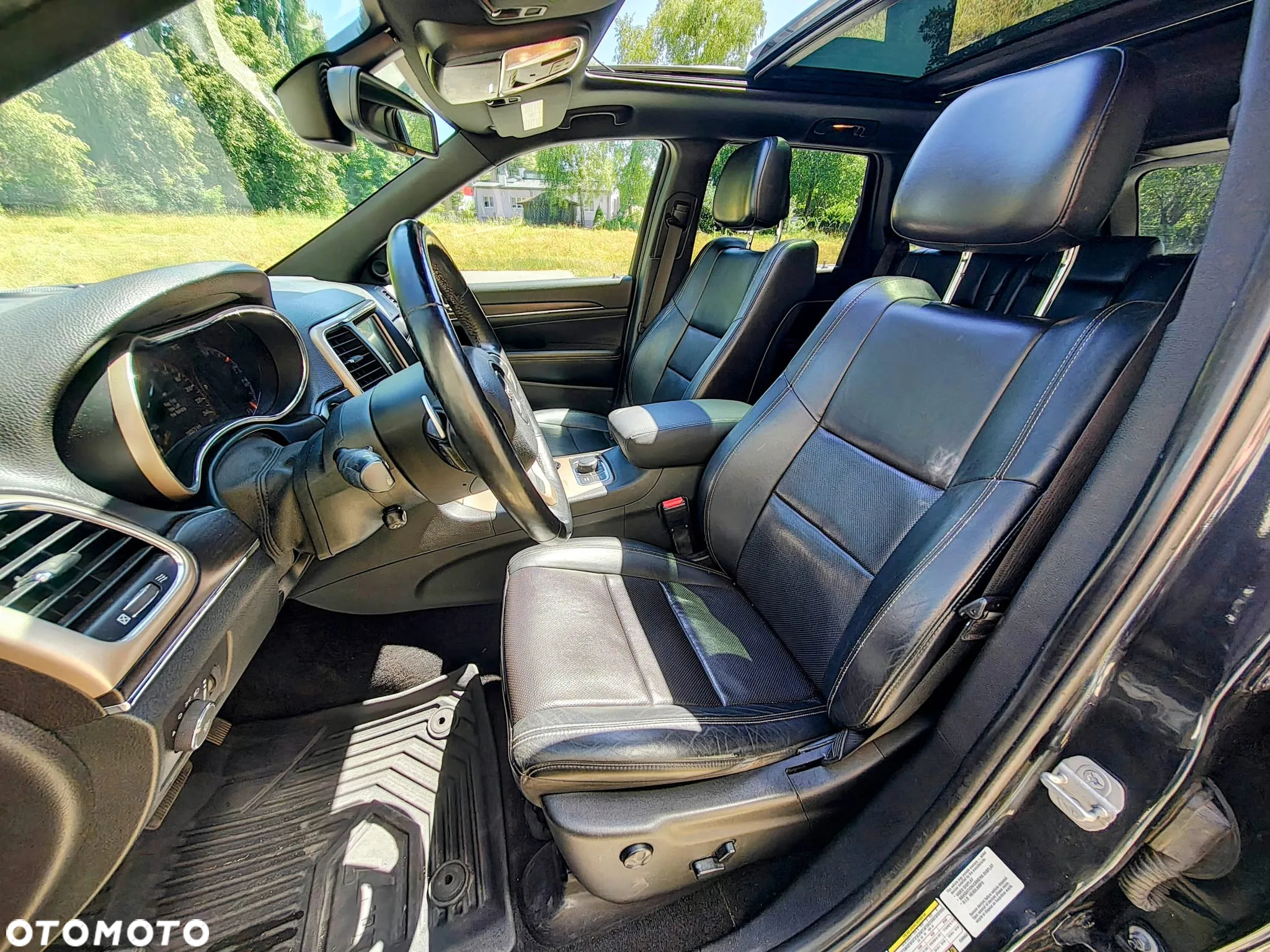 Jeep Grand Cherokee - 10