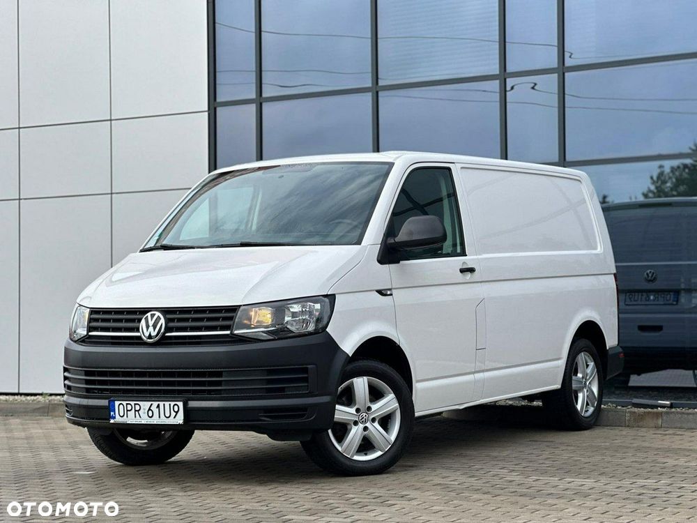 Volkswagen Transporter - 2