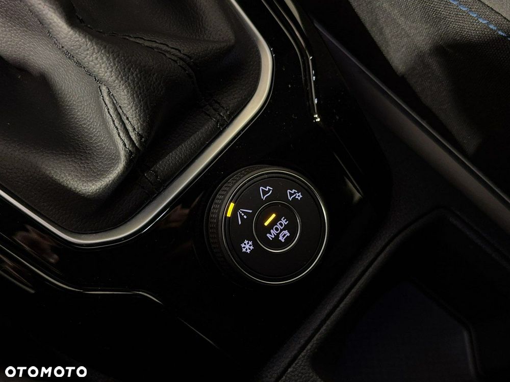 Volkswagen T-Roc - 32