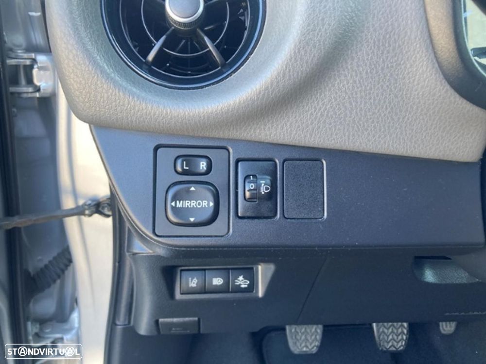 Toyota Yaris 1.0 VVT-i Comfort - 17