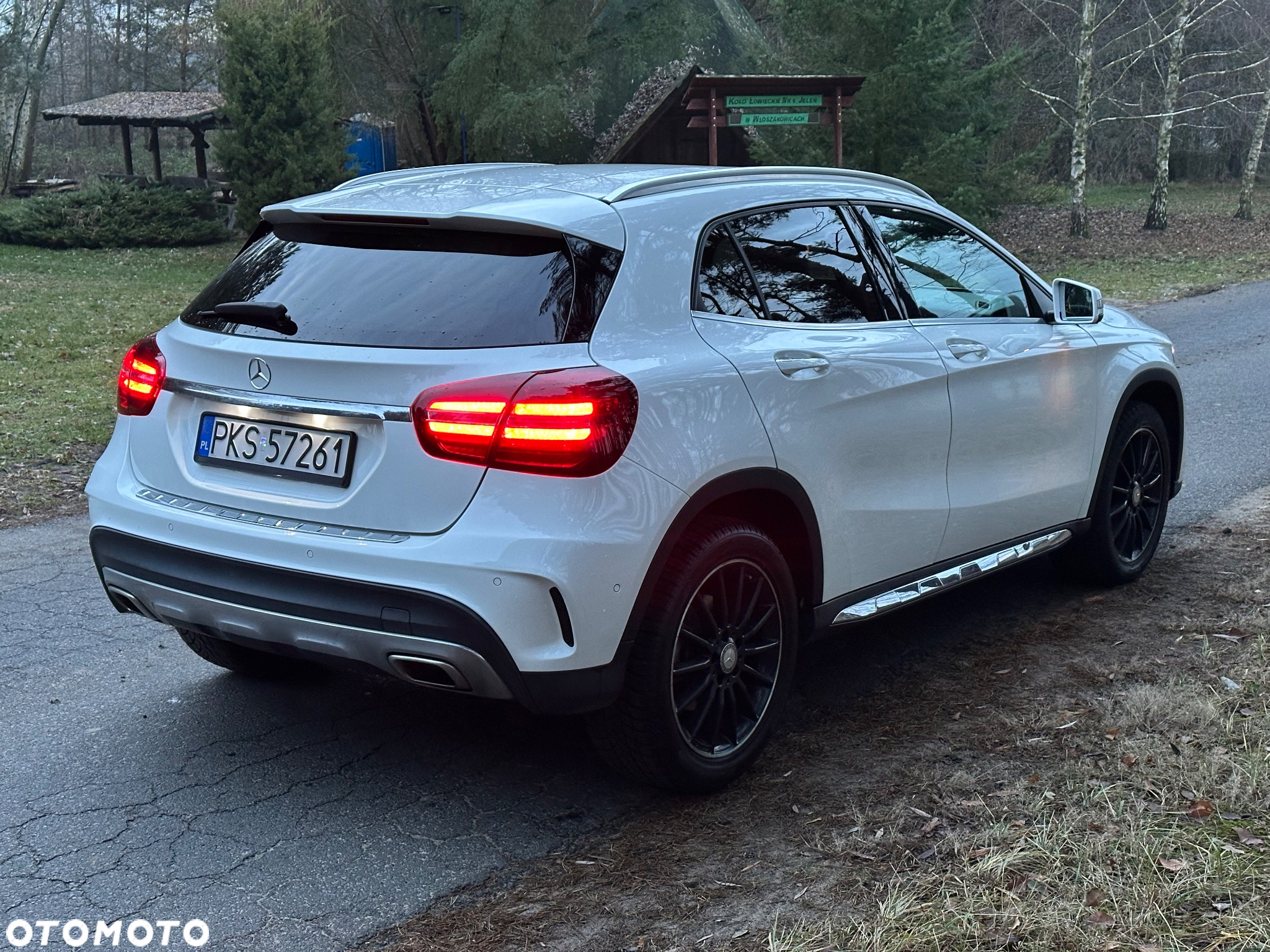 Mercedes-Benz GLA 200 7G-DCT AMG Line - 10
