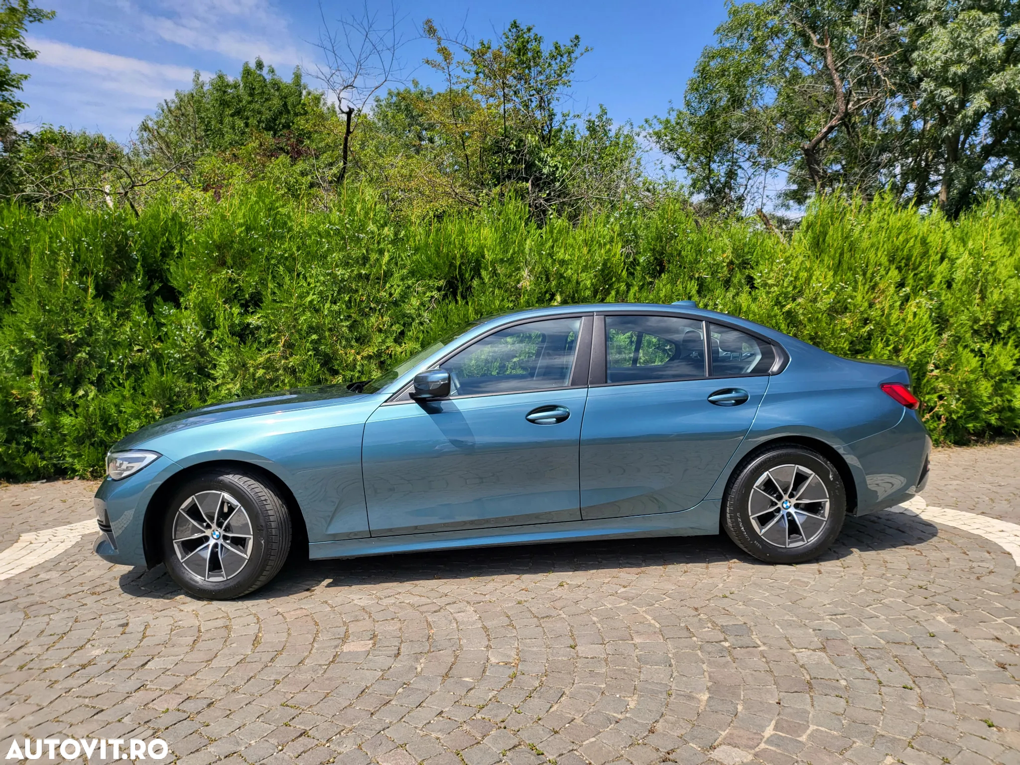 BMW Seria 3 316d AT MHEV - 9
